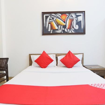Oyo 60966 Balaji Upvan Hotel Kasandra Bagian luar foto