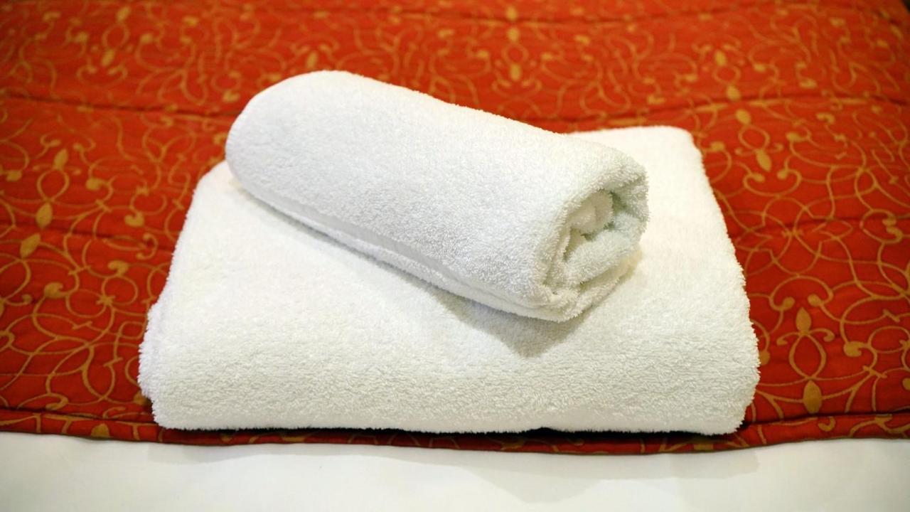 Oyo 60966 Balaji Upvan Hotel Kasandra Bagian luar foto