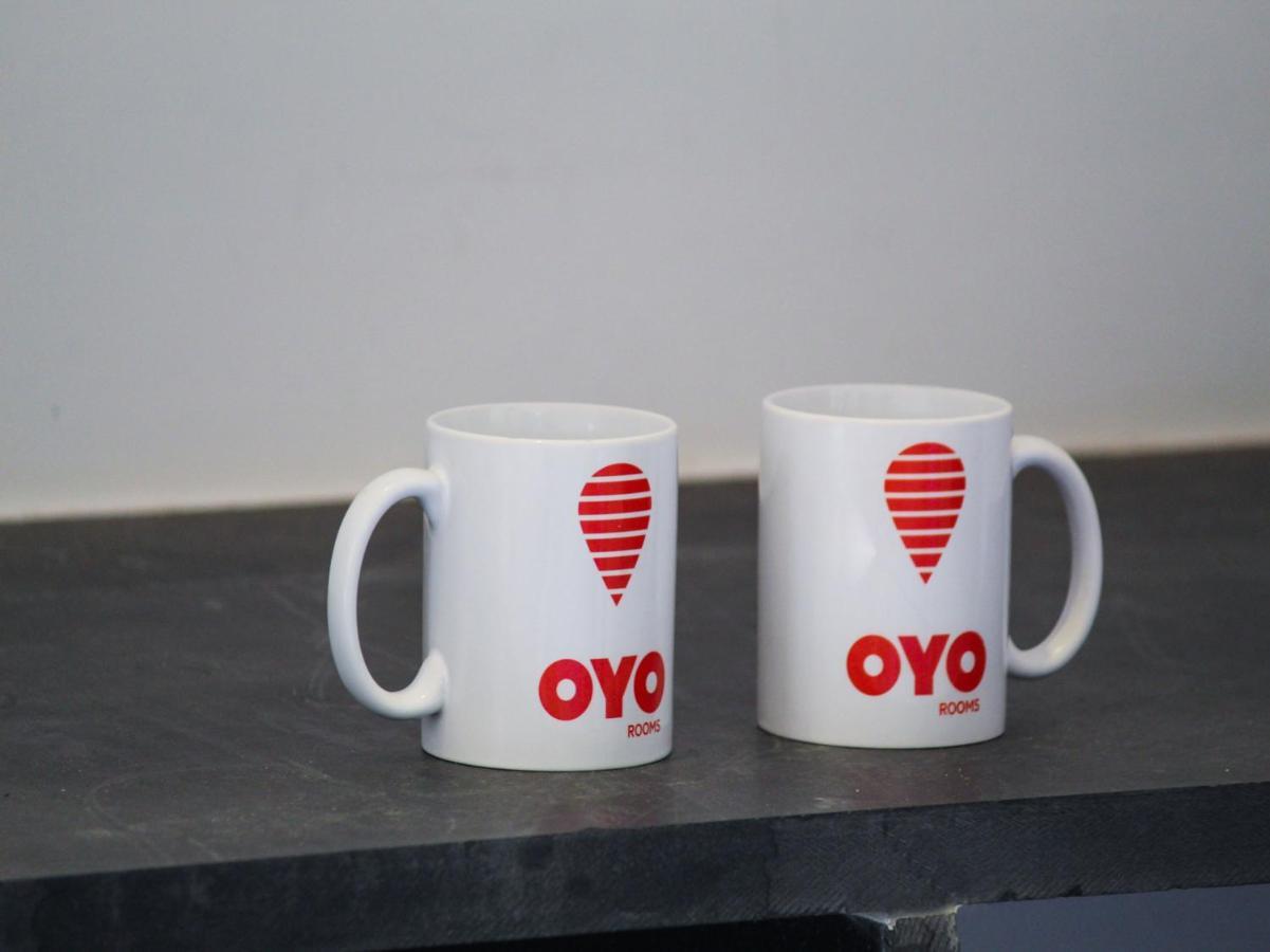 Oyo 60966 Balaji Upvan Hotel Kasandra Bagian luar foto